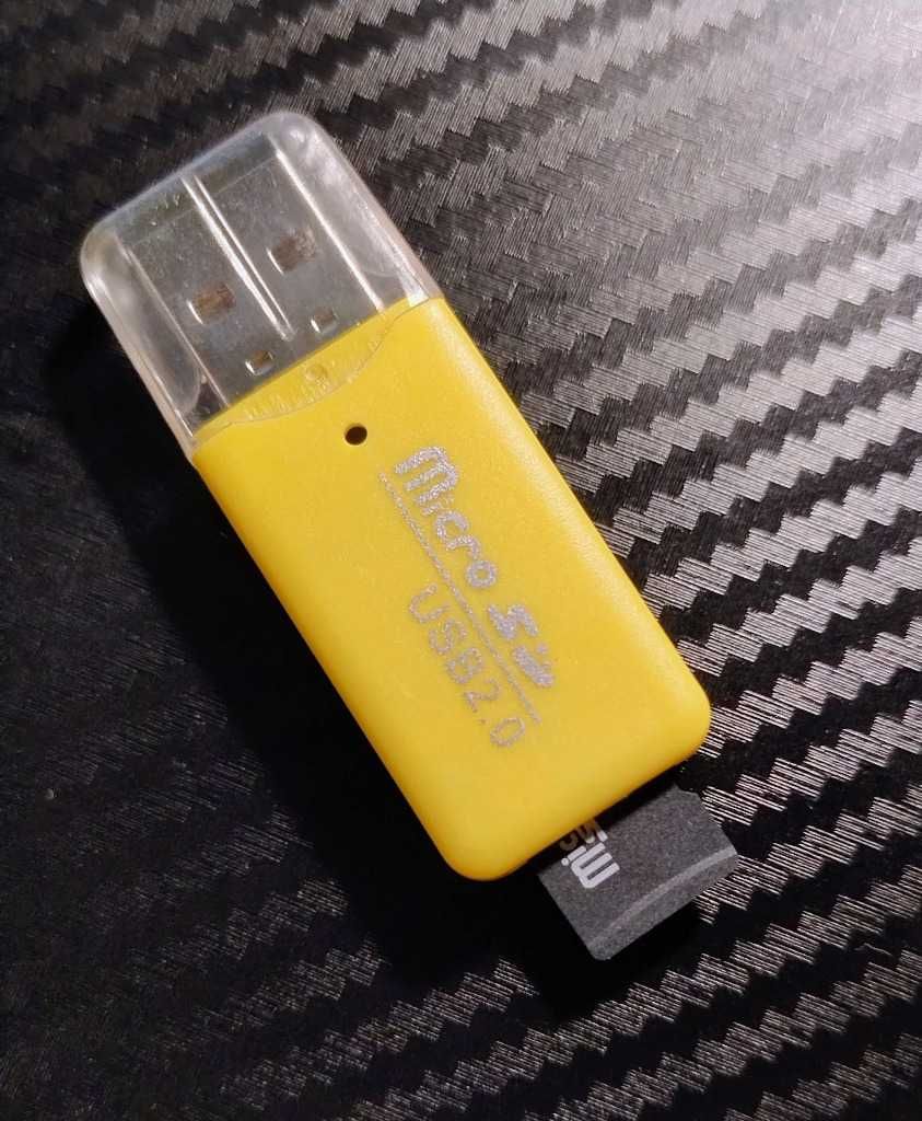 Karta microSD 2Gb z adapterem USB, do starszych urządzeń