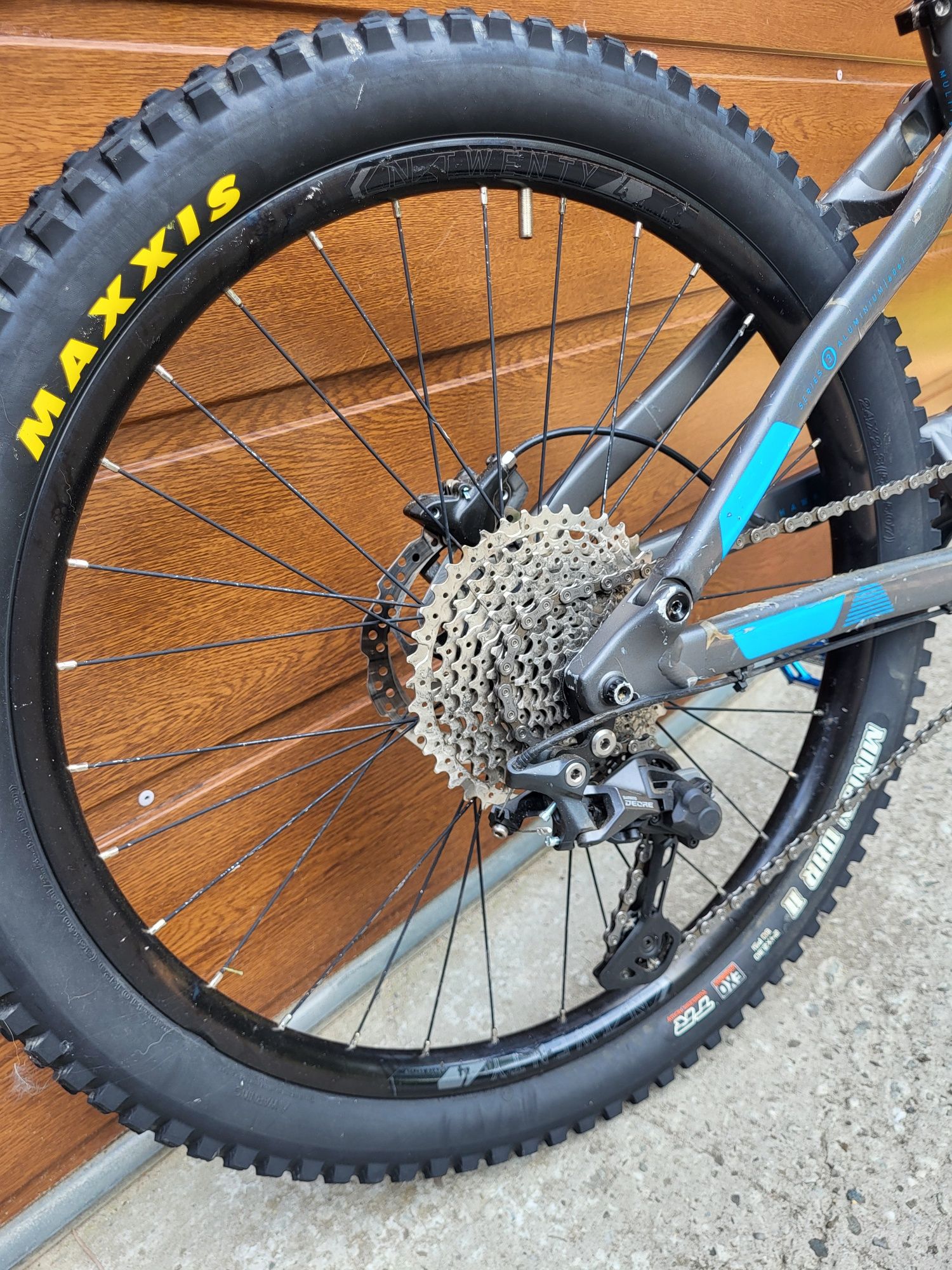 Marin Hawk Hill JR 24" / 26"