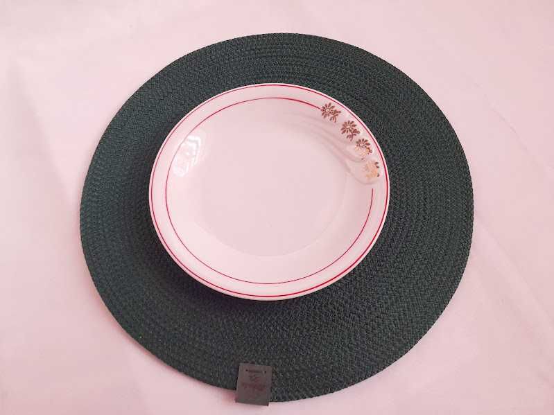 Підтарільники смарагдові круглі. Килимки для столу. Handmade Placemat