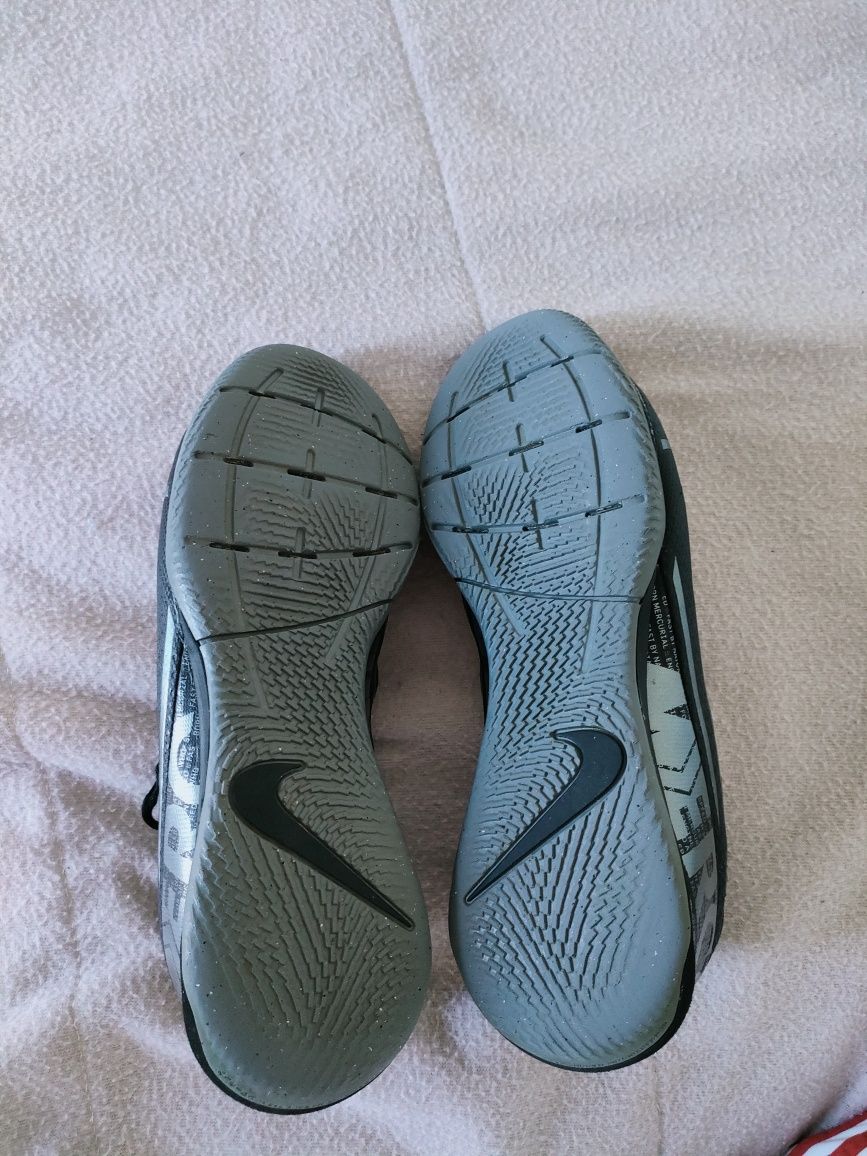 Sapatilhas Futsal Nike Mercurial Superfly