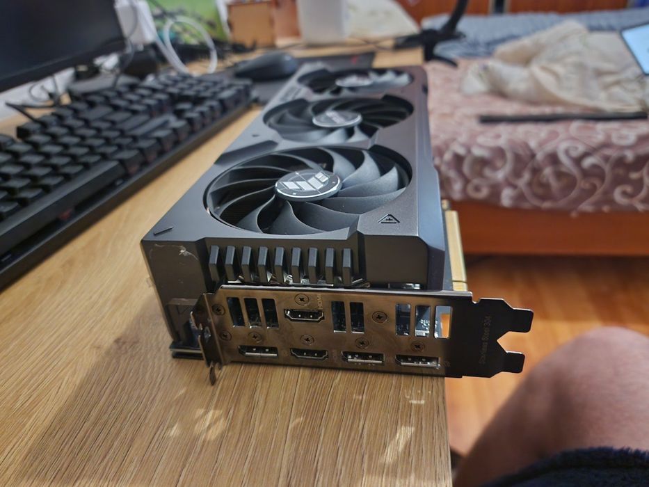 Asus PCl-Ex GeForce RTX 4070 Ti TUF Gaming OC Edition 12 GB