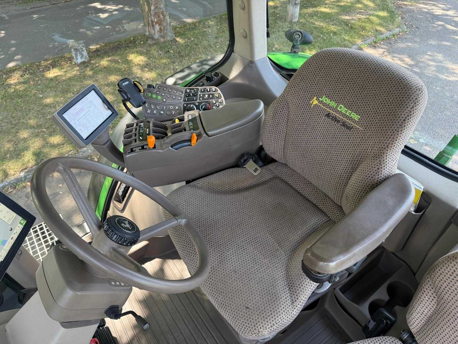 трактор John Deere 8335R  Powеr Shift . Рік випуску  2014
