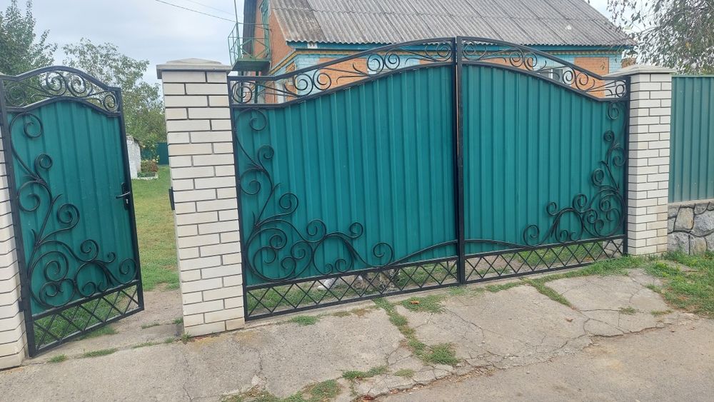 Ворота, калітки, огорожі