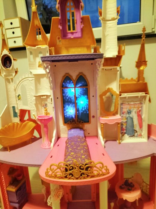 Zamek Disney księżniczki