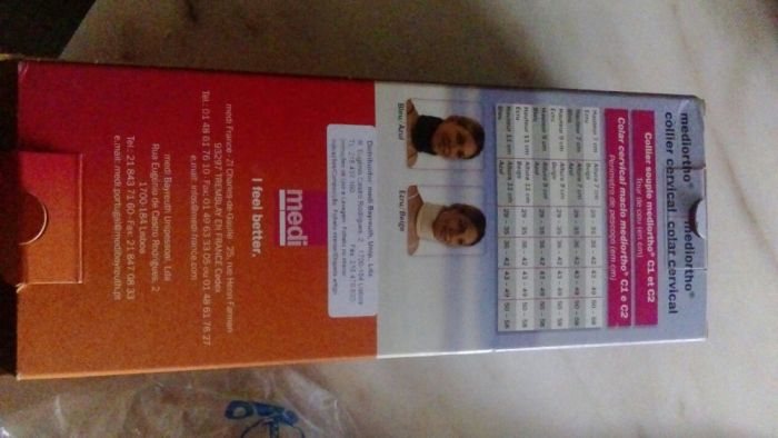 Protecção cervical e zona do pescoço como nova com ajuste de velcro