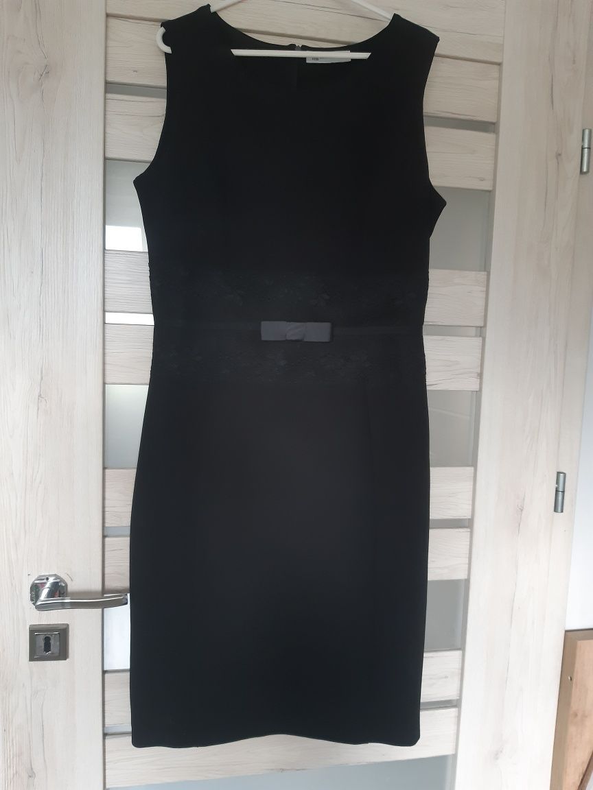 Mała czarna Sprzedam piekna czarną sukienkę XL