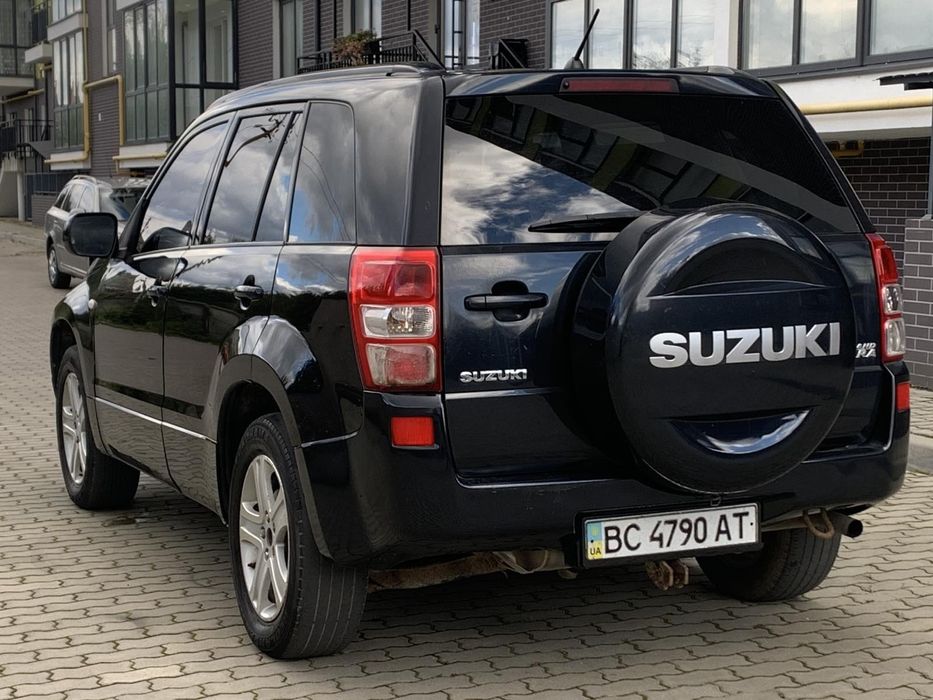 Suzuki Grand Vitara 2.0 бенз. 2006 року