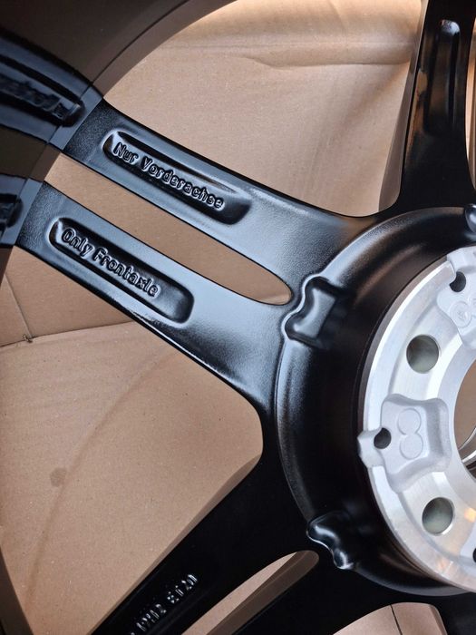 Nowa felga oem Mercedes E-Klasa w213 43 AMG 8jx18 et20