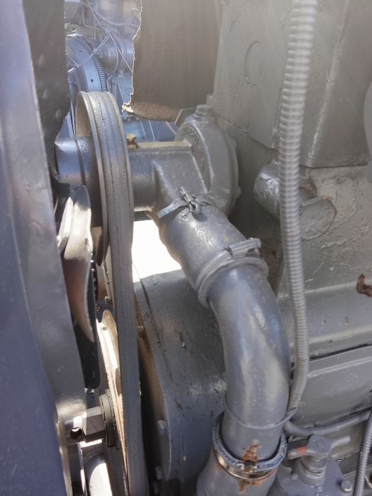 Silnik Andoria S 322 S 324 Pompa wody chłodnica + cały Silnik , częśći