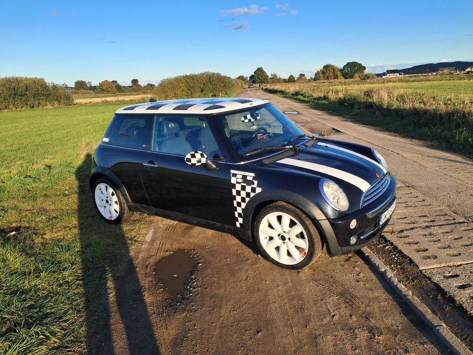 MINI Cooper 1.6 116KM Checkmate