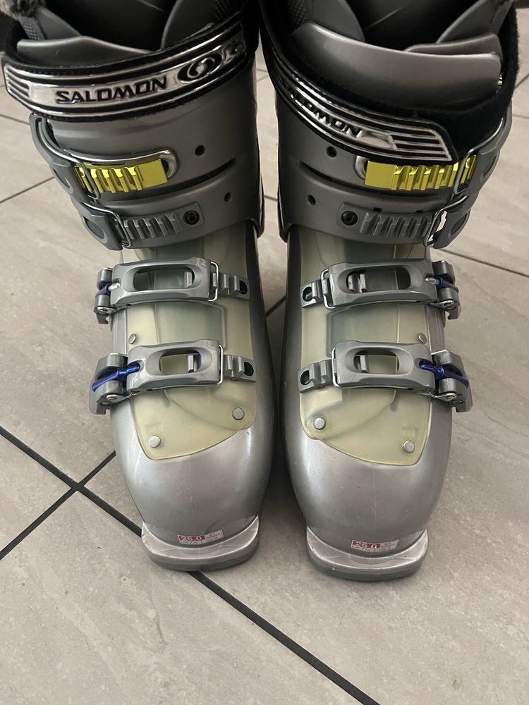 Buty narciarskie