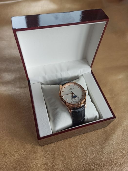 Годинник Jaeger LeCoultre , master 
Механіка з автопідзаводом 
Розміри