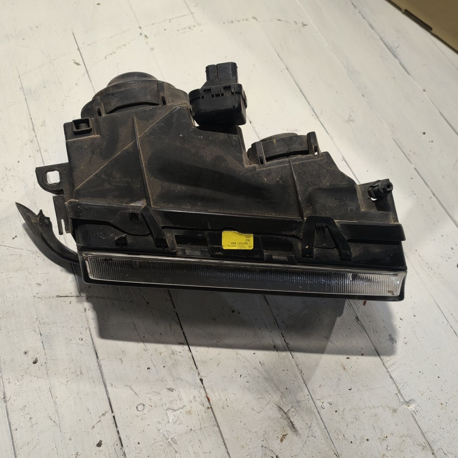Lampa przód lewa BMW E36