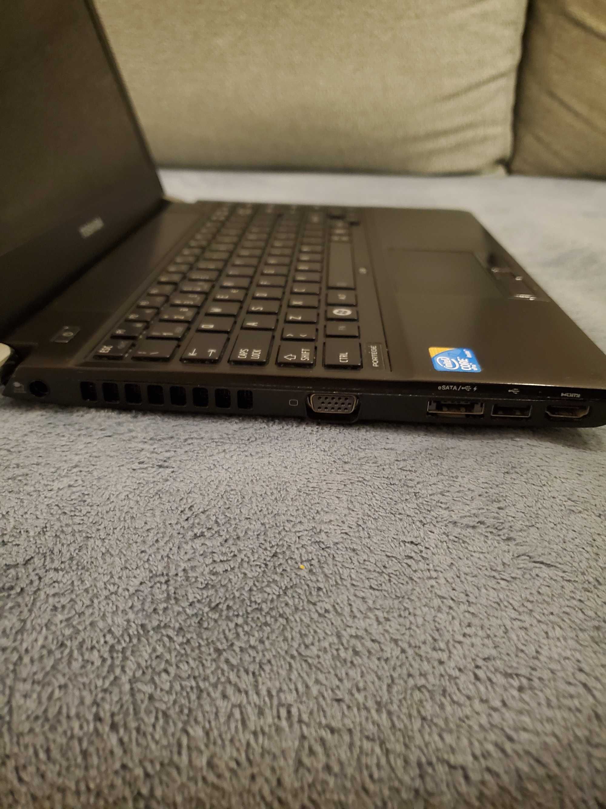 Portátil 13" Toshiba Portege, i7, 8Gb Ram, 320Gb Hdd