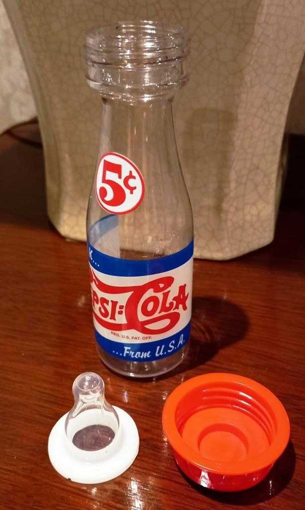 Biberons Pepsi Cola e 7Up – "Munchkin"
