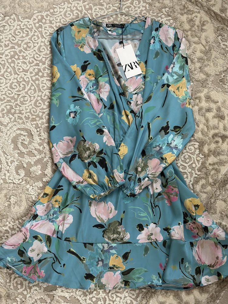 Нова сукня Zara, сатинова сукня, стильна сукня Zara