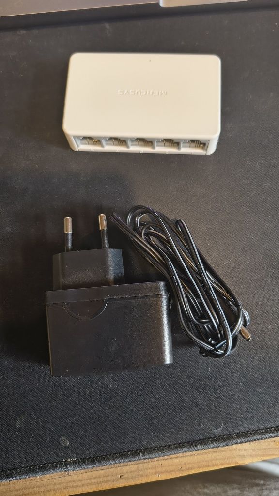 Комутатор Mercusys MS105