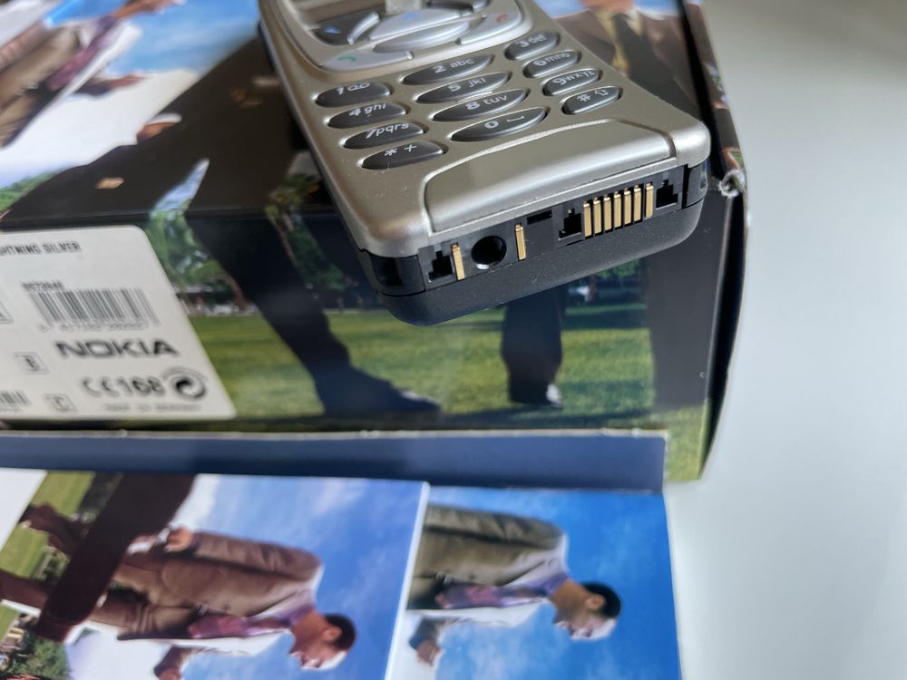 Nokia 6310i Oryginał.   Fabrycznie nowy komplet srebna