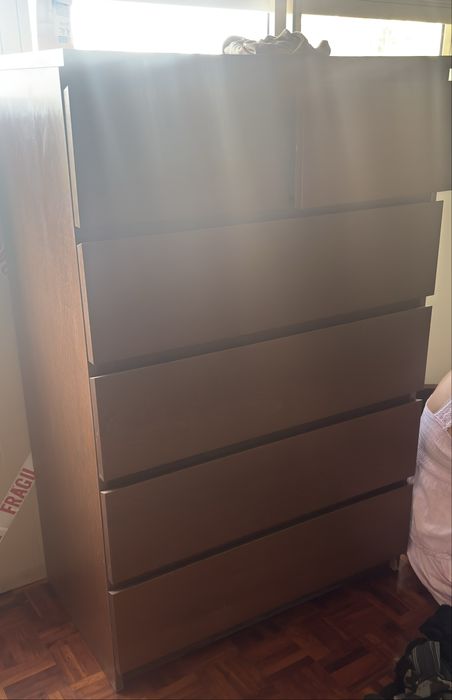 Duas mesas de cabeceira e Comoda 6 gavetas IKEA