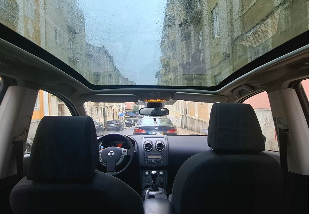 Nissan Qashqai 1.5 Dci Tecto panorâmico