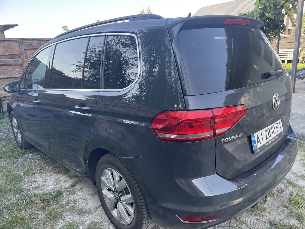 Продам свіжопригнаного VOLKSWAGEN TOURAN