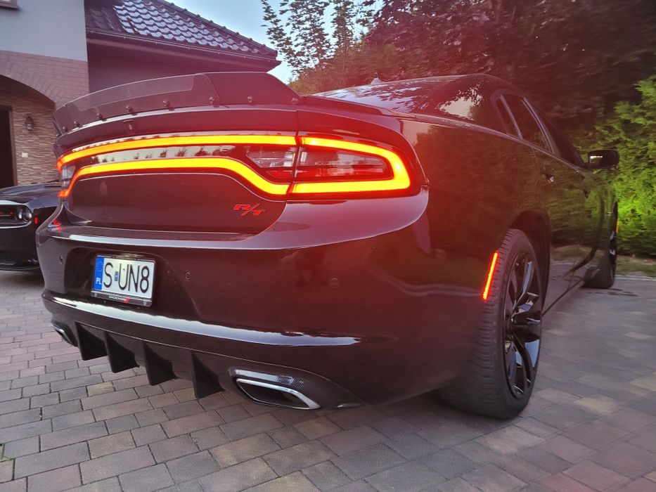 Dodge Charger RT Plus 5.7 Hemi 400PS Pełna opcja Koła 20 cali