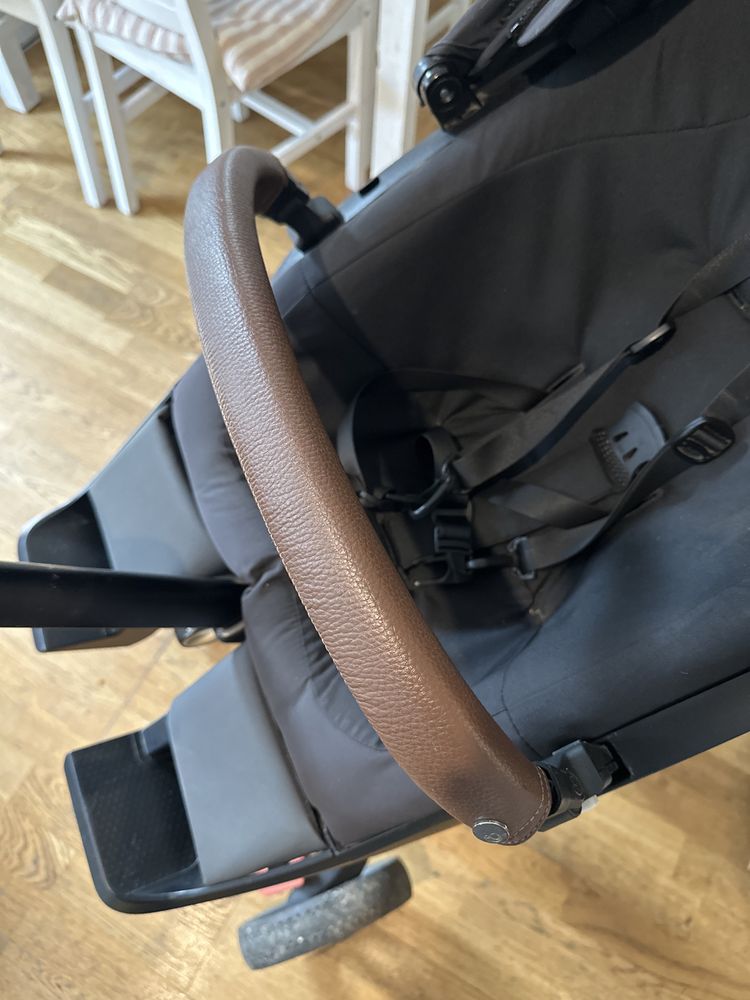 Stokke wozek gondola + spacerowka  karton czarny