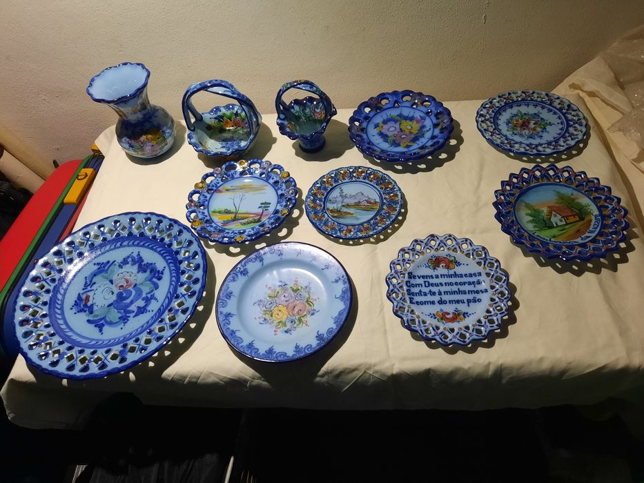 Louças antigas Alcobaça 11 +2 pires falantes de oferta