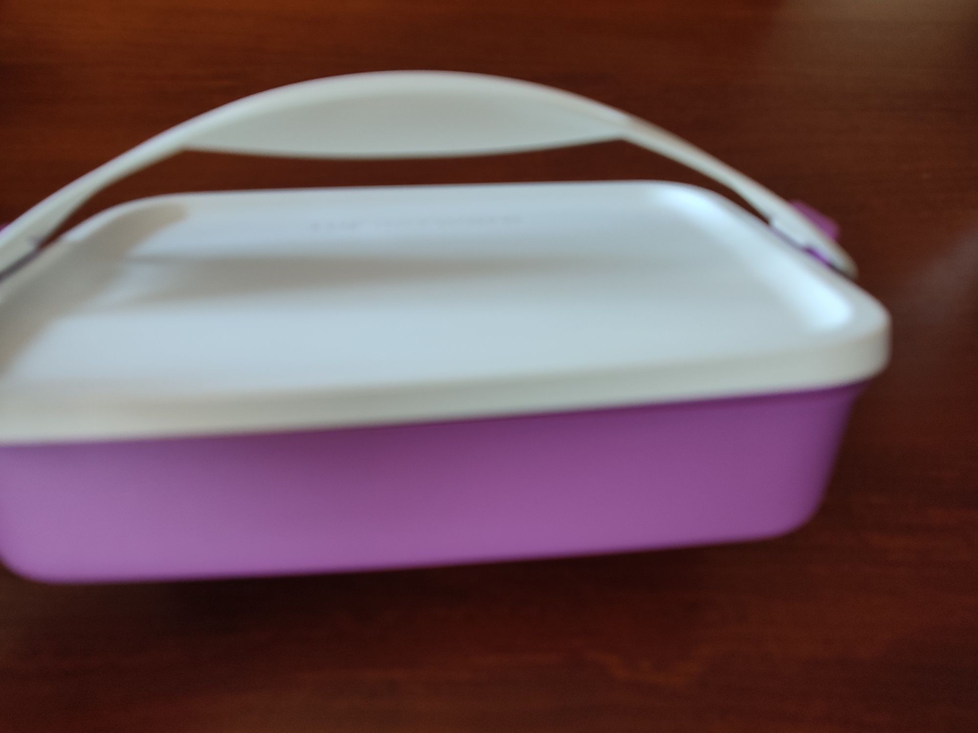Pega e leve 900ml    tupperware NOVO