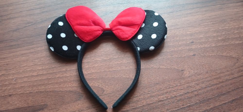 Обручики з вушками для дівчинки