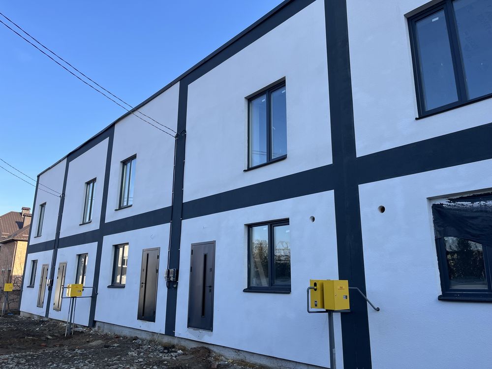 Продаж 2 поверхового таунхаусу з ремонтом. Без комісії для покупця.