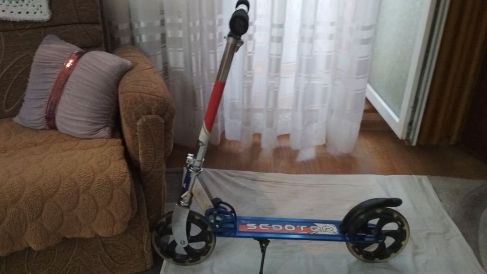 Продам  самокат подростковый