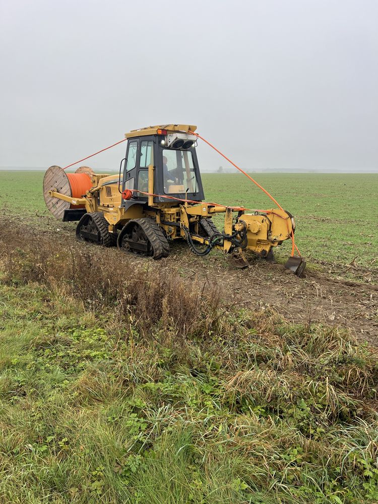 Usługi pługoukładaczem Vermeer rtx1250 światłowody