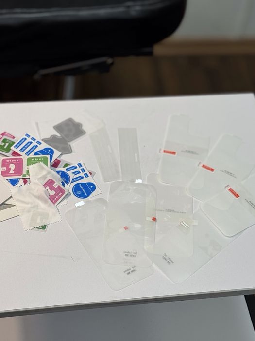 Чохли для iPhone 13 ProMax бонус плівки.