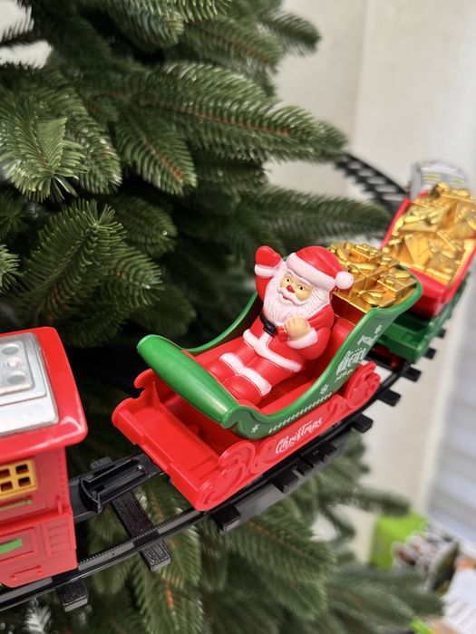 Залізнична дорога на ялинку