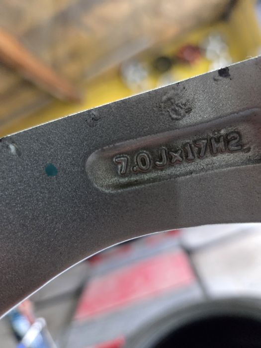 Felgi Aluminiowe 5x114,3 7Jx17 ET47 Huinday Kia Mazda
