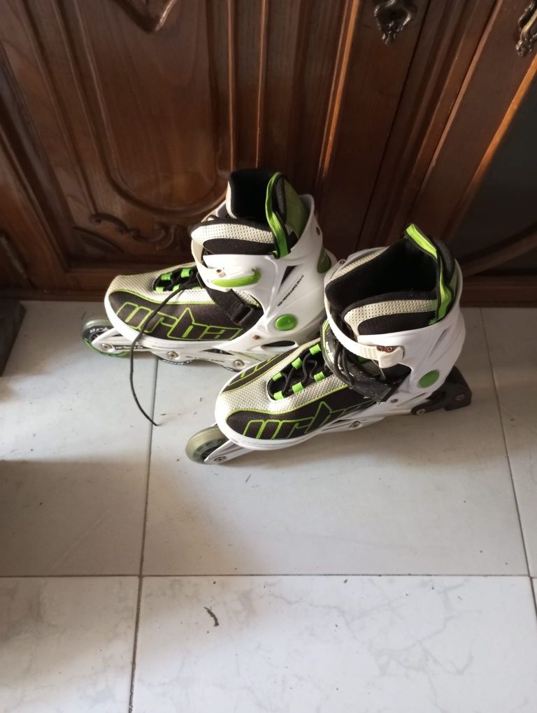 Patins como novos