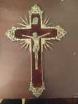 Crucifixo em metal