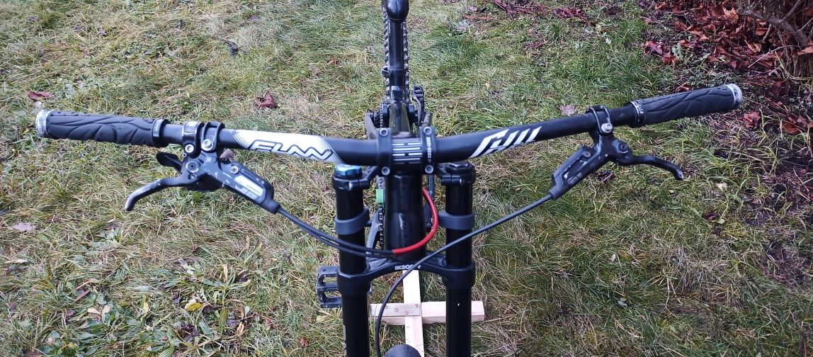 Rower Dartmoor Roots 2017 L 27,5