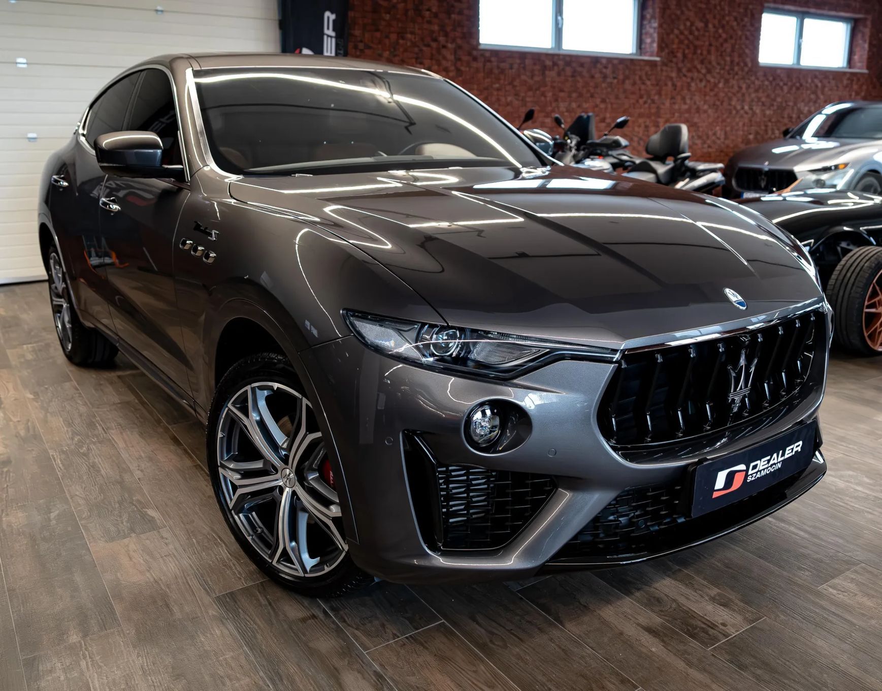 Maserati Levante Maserati Levante 3.0 V6 Biturbo 350 KM + Nowy motocykl za 1zł