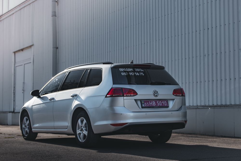 Продам Volkswagen Golf 2013 року