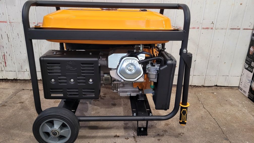 Генератор INGCO (5.5kw)