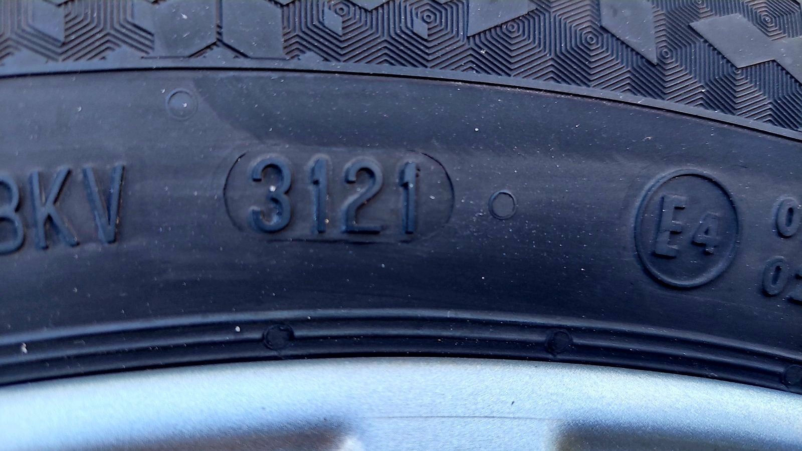 Диски R17 5x108 Ford резина гума Continental235/55/17