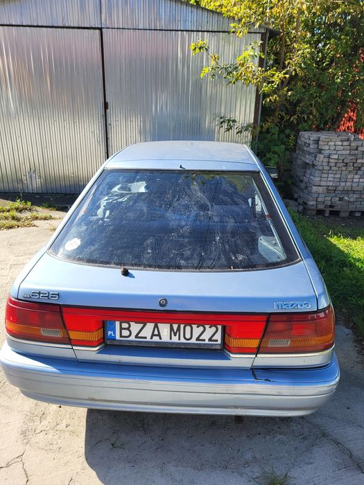Mazda 626 na części lub całości