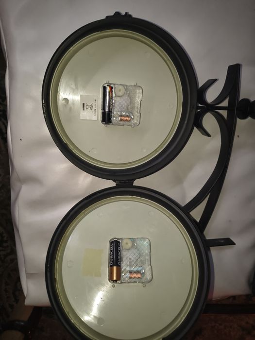 Zegar dworcowy obustronny