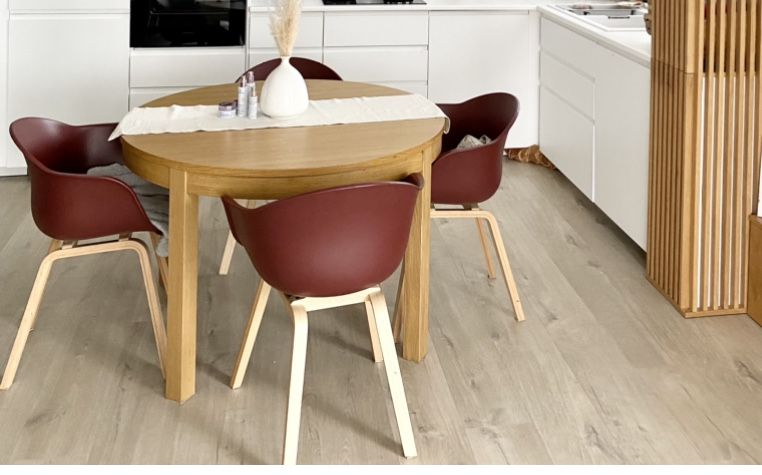 Stół Bjursta Ikea okrągły rozkładany