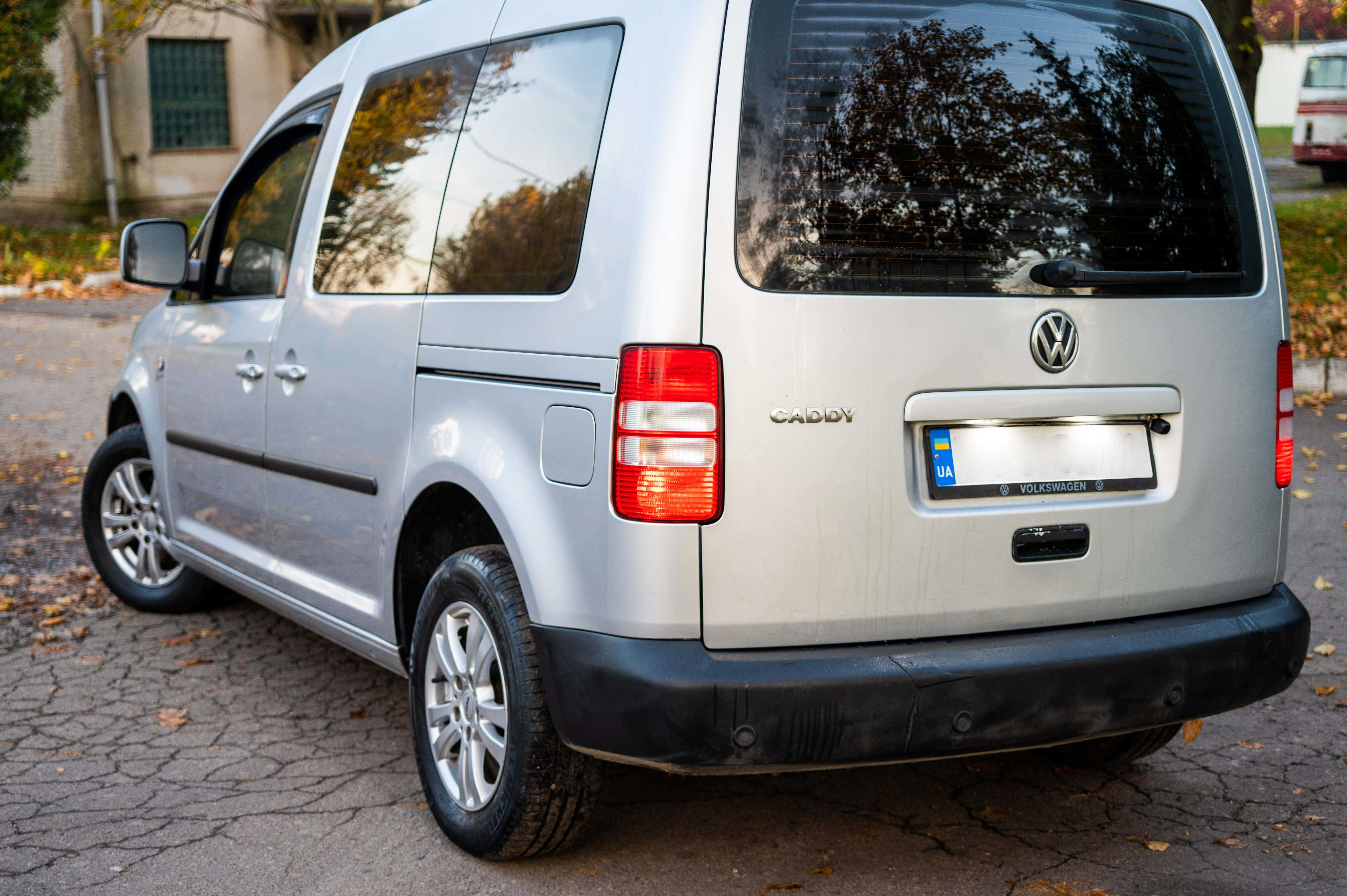 Volkswagen Caddy пасс. 2012 1.6 TDI