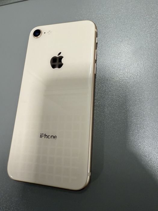 Iphone 8 64gb  бу