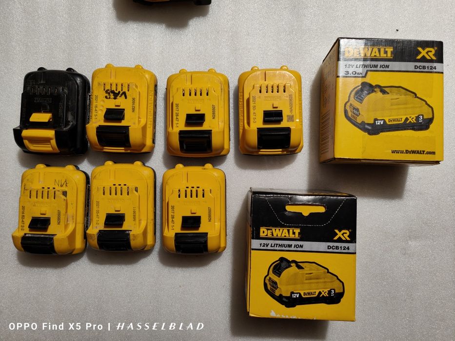 Лазерний рівень, нівелір DeWALT DCE088D1R,DCE089D1G, Bosch Gll