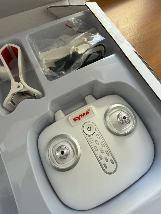 Іграшковий квадрокоптер Syma X15W із камерою білий (X15W/X15W-2)